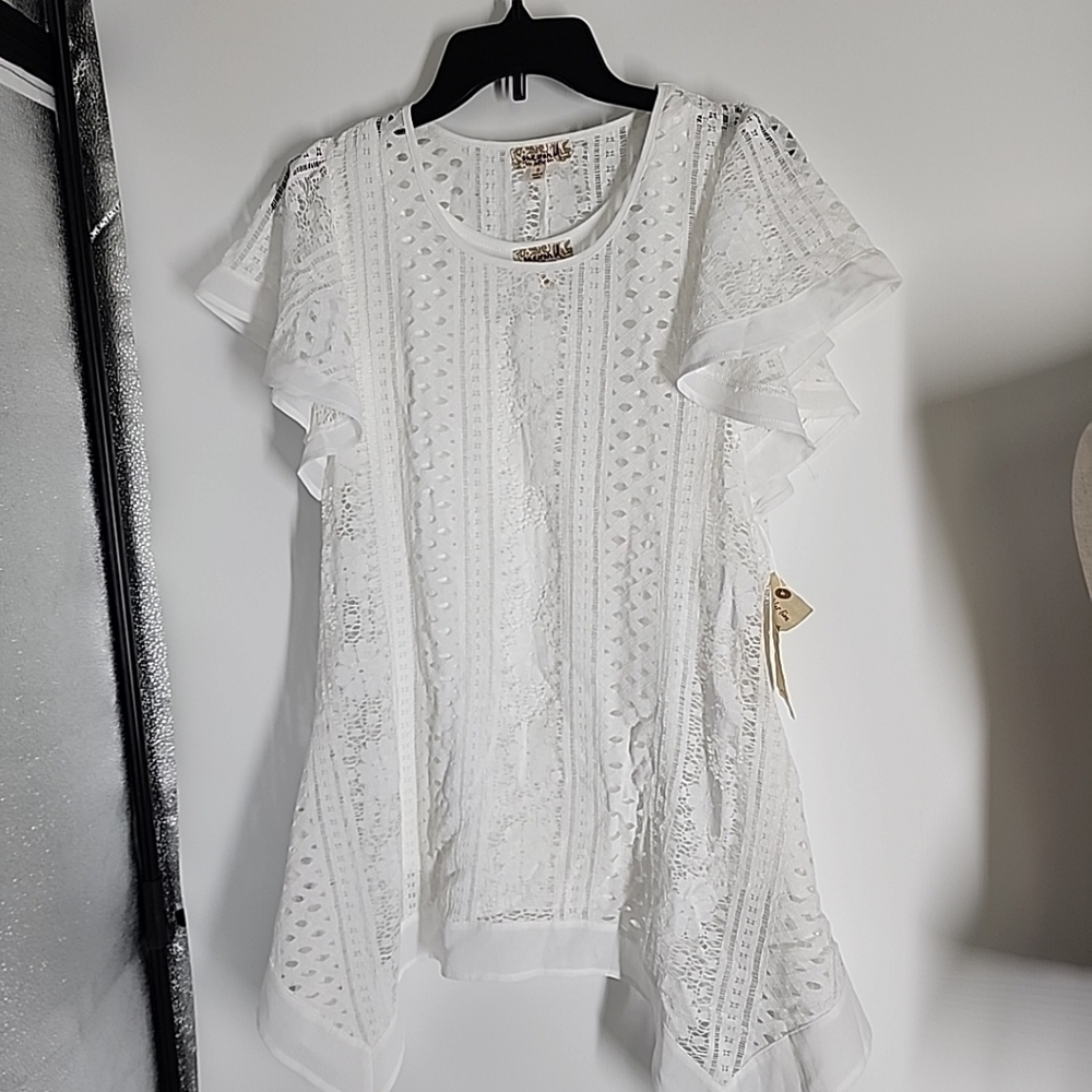 NEW One World live and let live lace overlay Tunic Top blouse Size Small
